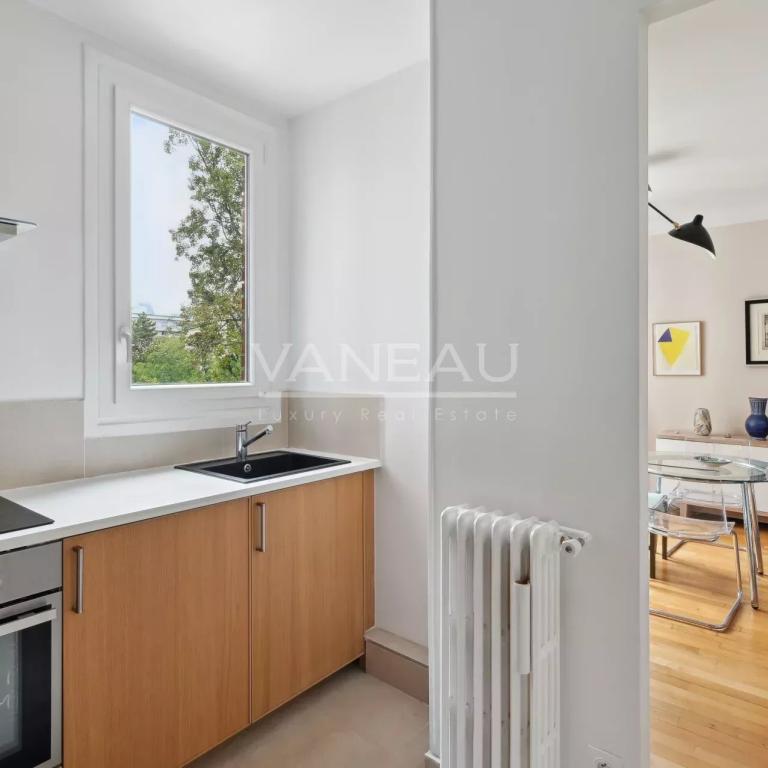 Neuilly - Boulevard de la Saussaye 