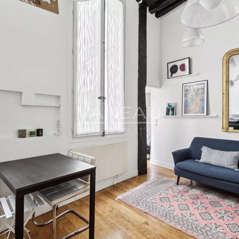 Paris 4 - Saint Paul - Duplex de charme