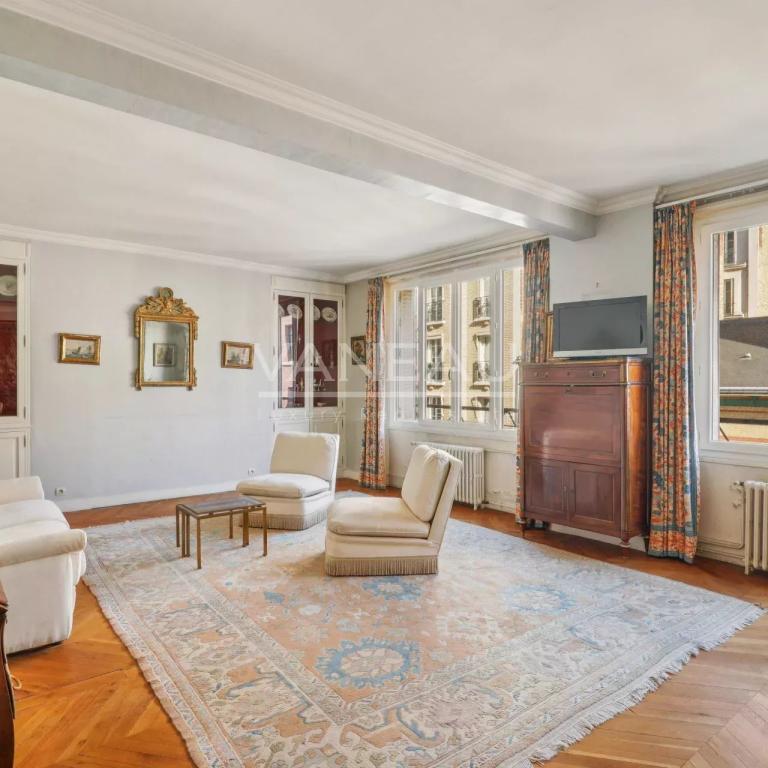 Paris XVIème - Ranelagh - Familial