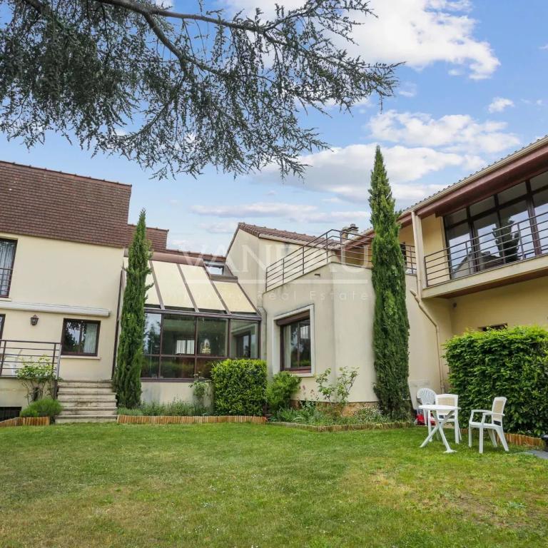 Fontenay-aux-Roses – Maison contemporaine familiale avec jardin