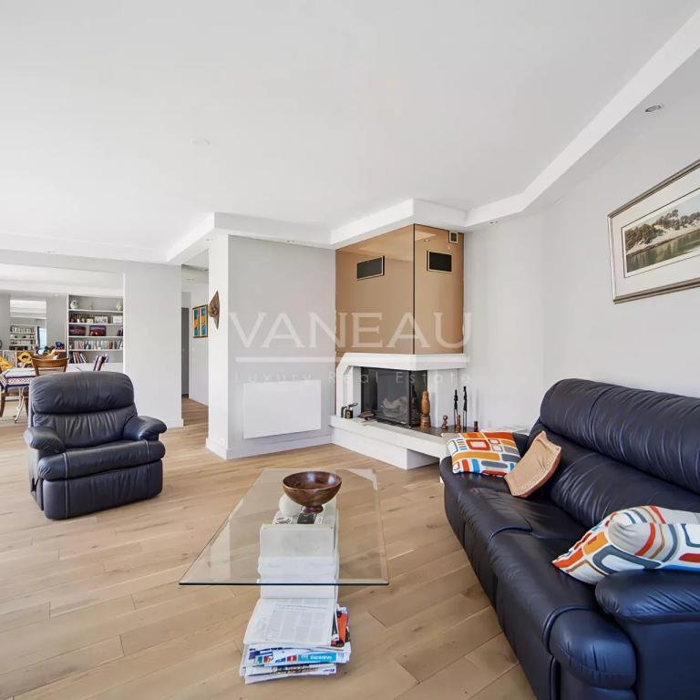 Duplex au dernier étage avec terrasses