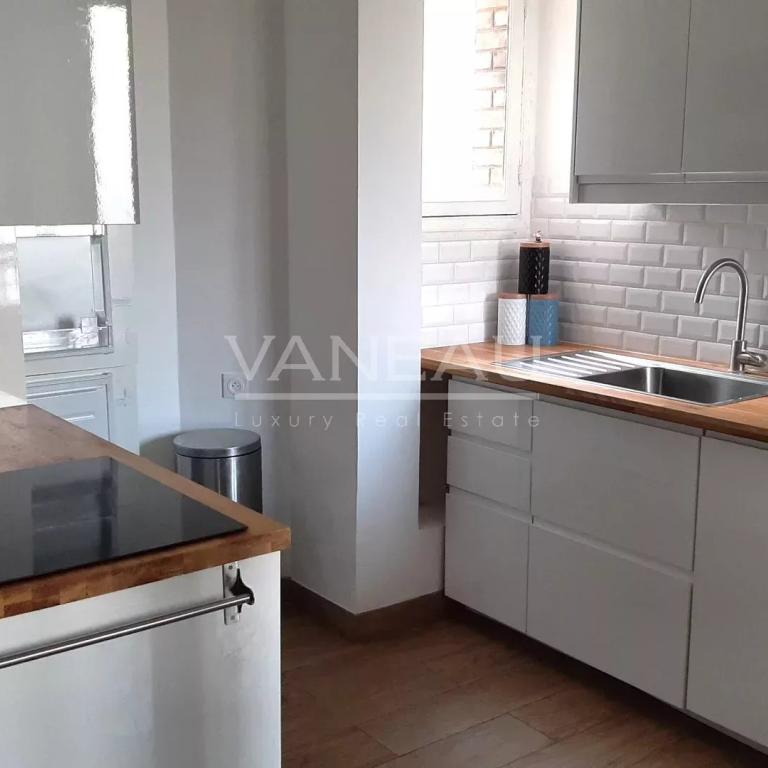 LOCATION MEUBLÉE - 3 PIÈCES