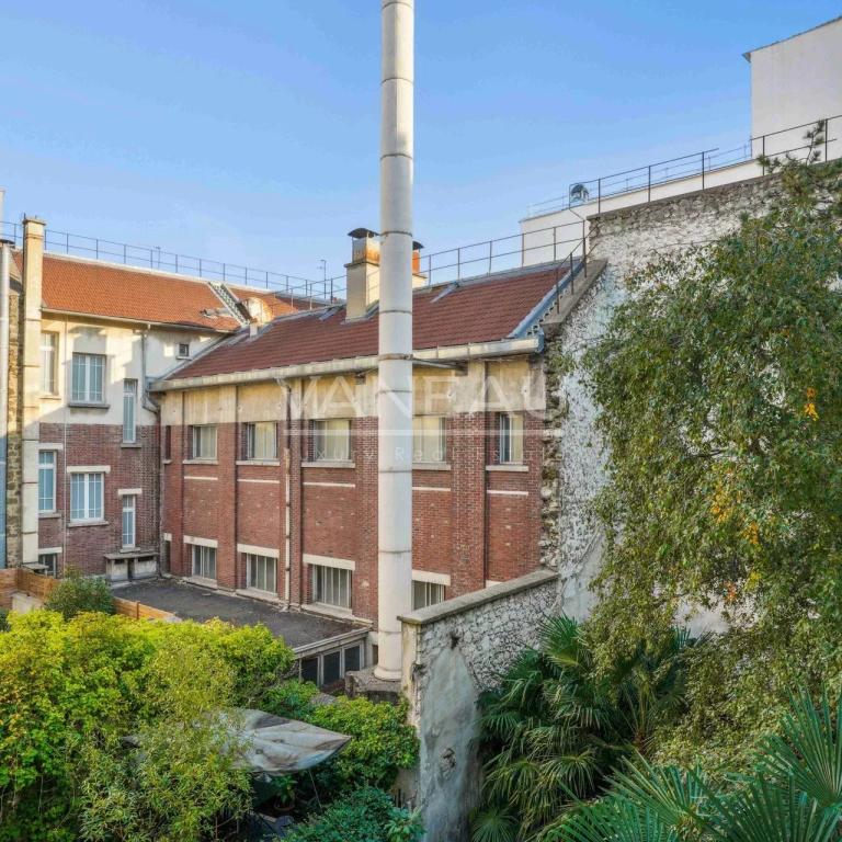 Oberkampf - Lumineux studio sur jardin