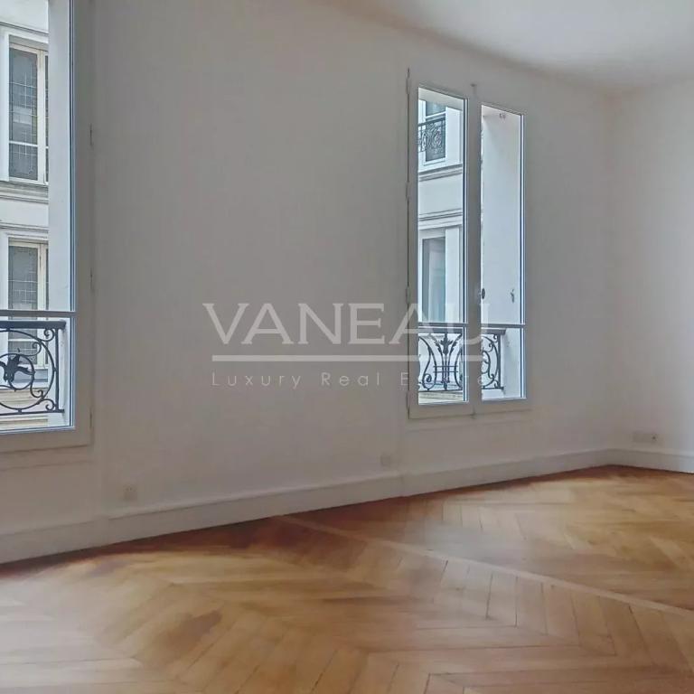 PARIS XVI - Appartement deux pièces entièrement rénové - Amiral 