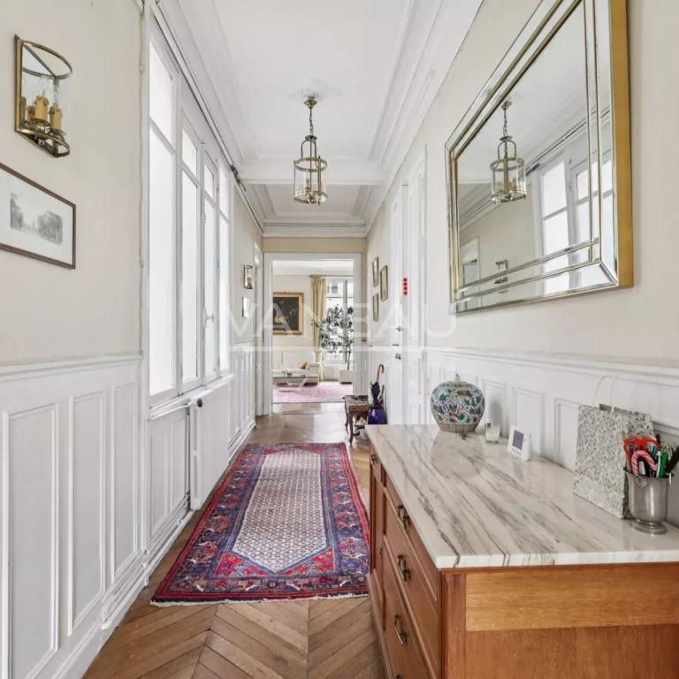 Luxembourg - Appartement 89m² - 3ème étage au calme sur cours ar