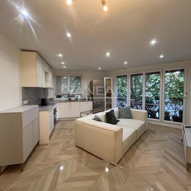 Appartement 2 Pièces - Quartier · Clignancourt · Grandes Carrièr