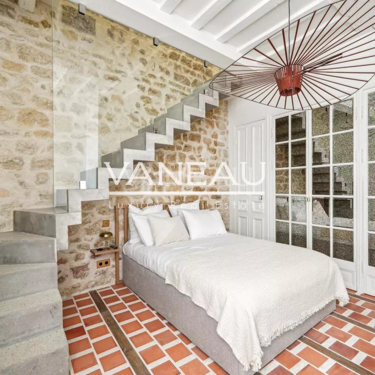 Paris VIe - Odéon - Luxueux pied-à-terre intégralement rénové au