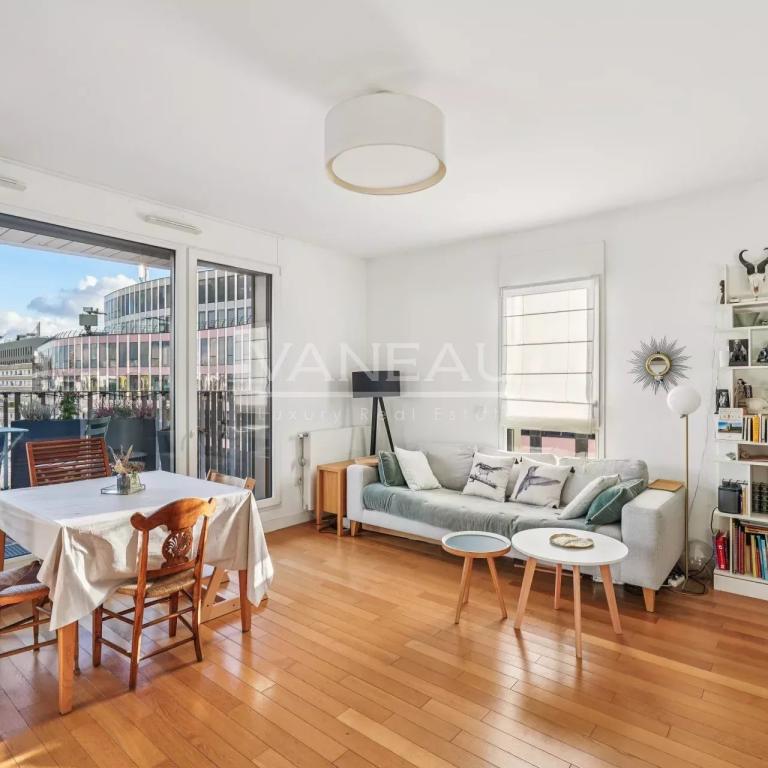 BOULOGNE - ETAGE ELEVE - BALCON TERRASSE