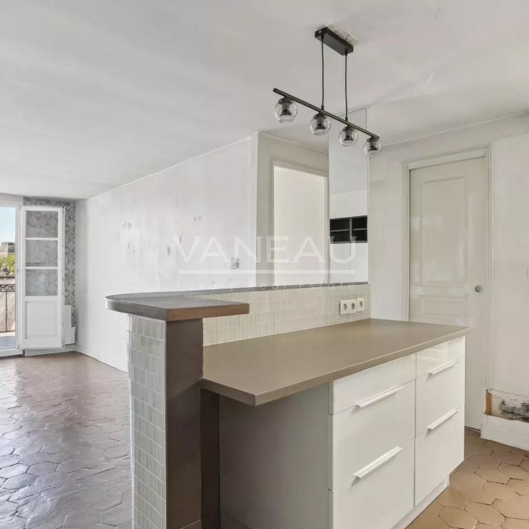 Exclusivité - Paris 6e - Monnaie - Deux pièces avec terrasse