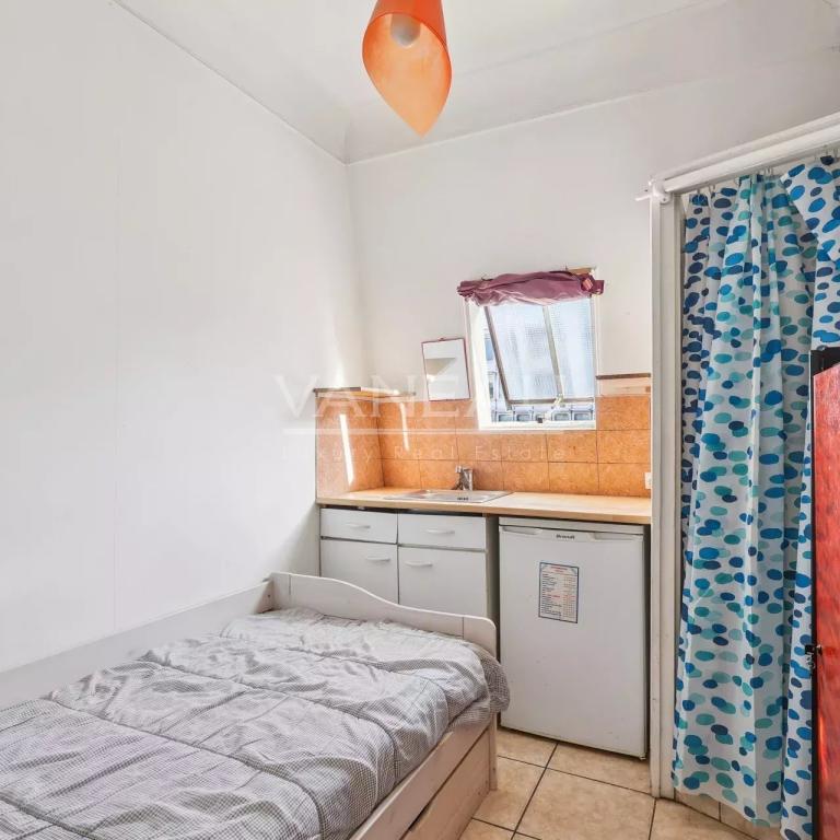 Paris XVe - Sèvres Lecourbe : Chambre de service