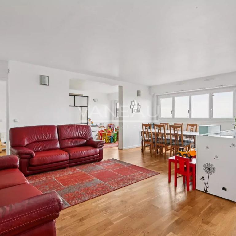 Courbevoie - Appartement familial, en étage élevé  - Vue panoram