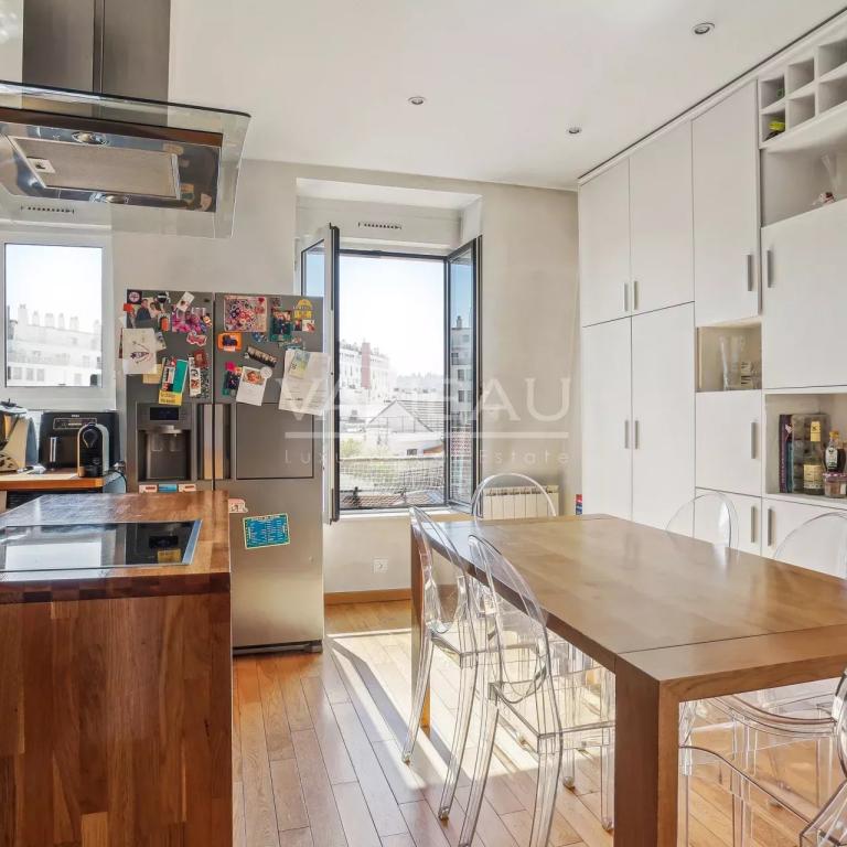 Boulogne - Dernier étage avec ascenseur