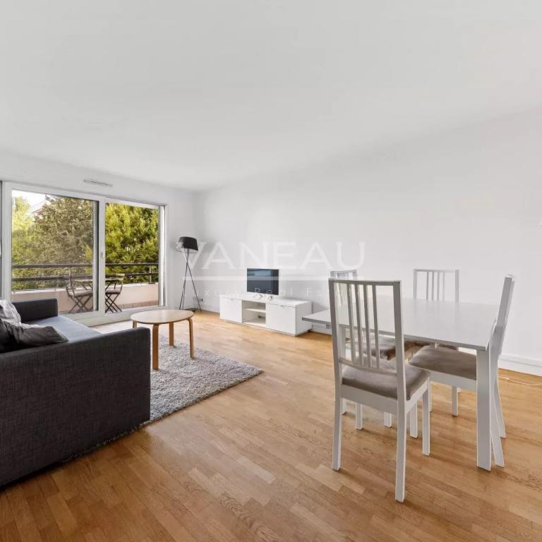 Boulogne-Billancourt / (Porte de Saint-Cloud) - Deux pièces au c