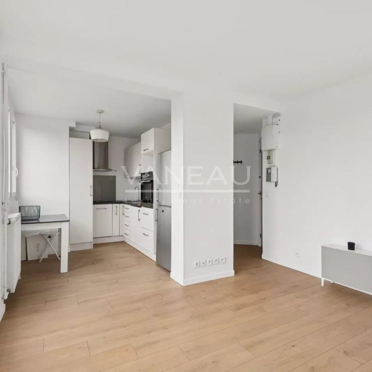 PARIS V - Appartement 2 pièces vue dégagée