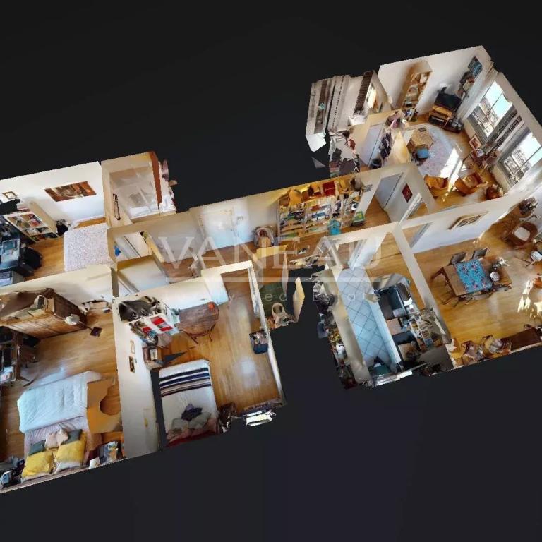 Paris XIXe - Bel appartement de cinq pièces - Vue dégagée - Cave