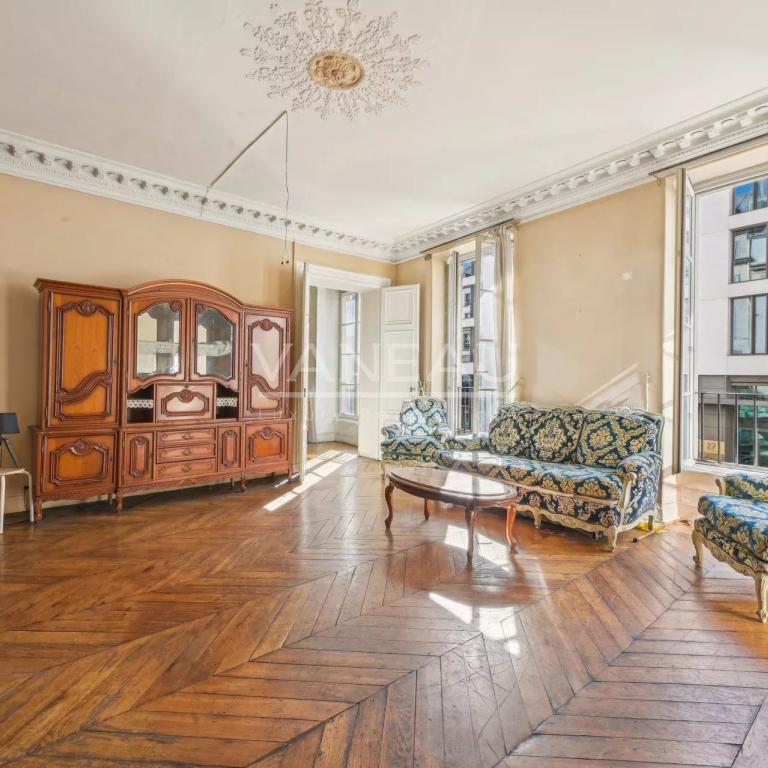 Paris IXe - Quartier Notre-Dame-de-Lorette - Magnifique 6 pièces