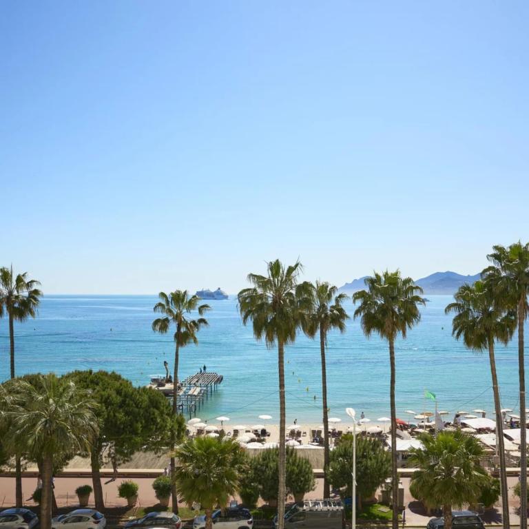 Cannes Croisette - Vue Mer Panoramique