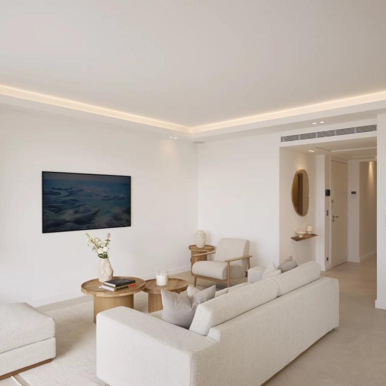 Cannes Croisette dernier étage