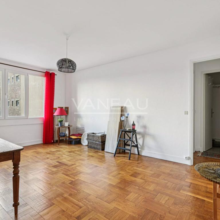 Paris 15e-Dupleix - Émile Zola - 2 pièces