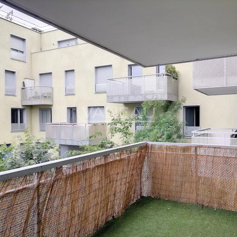 Appartement deux pièces entièrement rénové