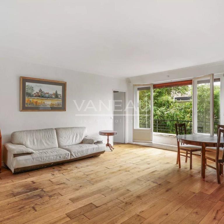 PARIS XVI  - Jasmin  - Balcon