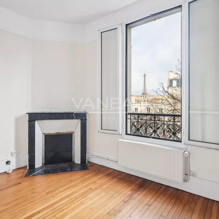 PARIS XVème Nord – Place du commerce 2/3 pièces – Vue dégagée to