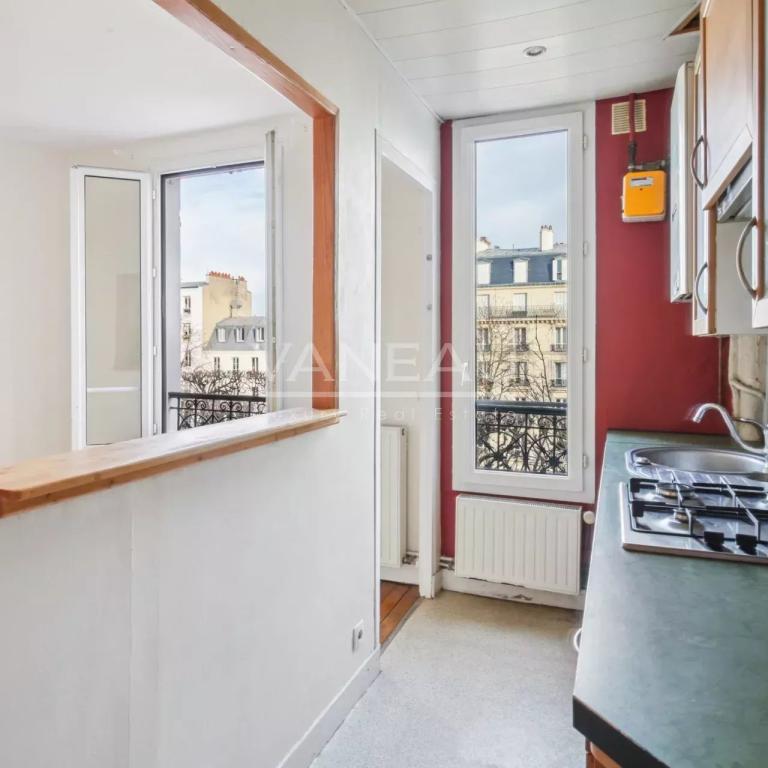 PARIS XVème Nord – Place du commerce 2/3 pièces – Vue dégagée to