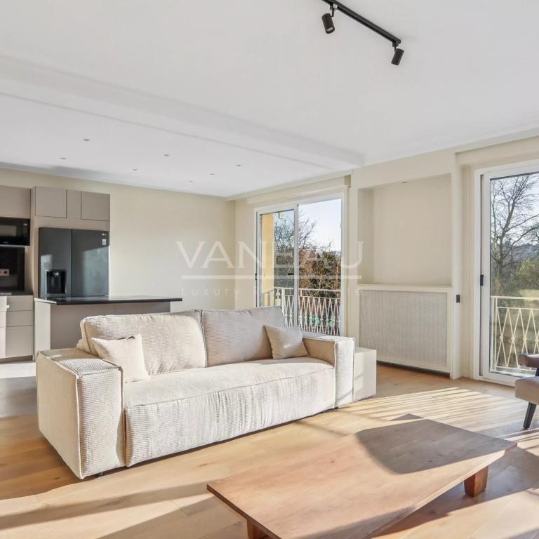 Neuilly Sur Seine - Vue tour Eiffel.