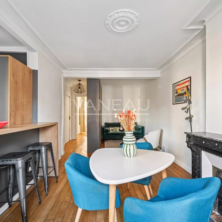 RUE DE VAUGIRARD - MEUBLÉ