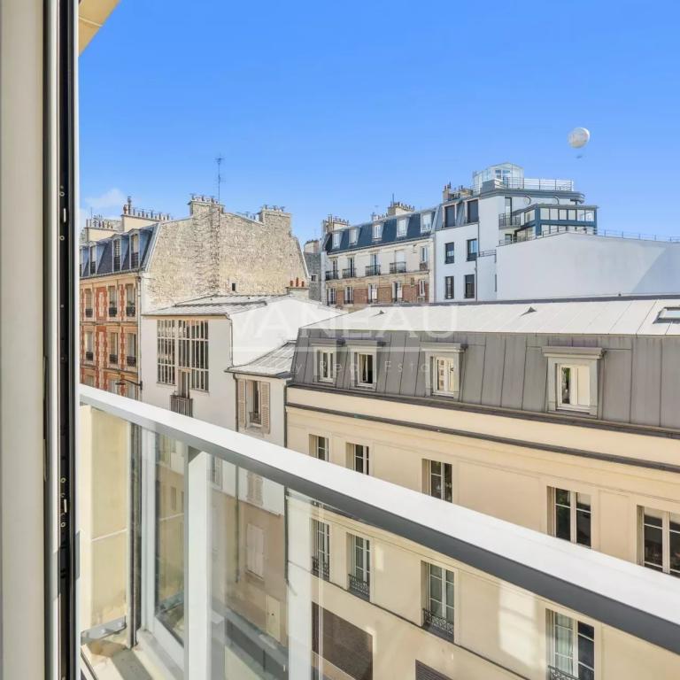 Paris XVIème - Studio - Etage élevé