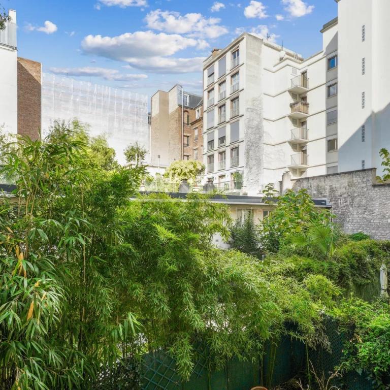 PARIS XVI  - Jasmin  - Balcon