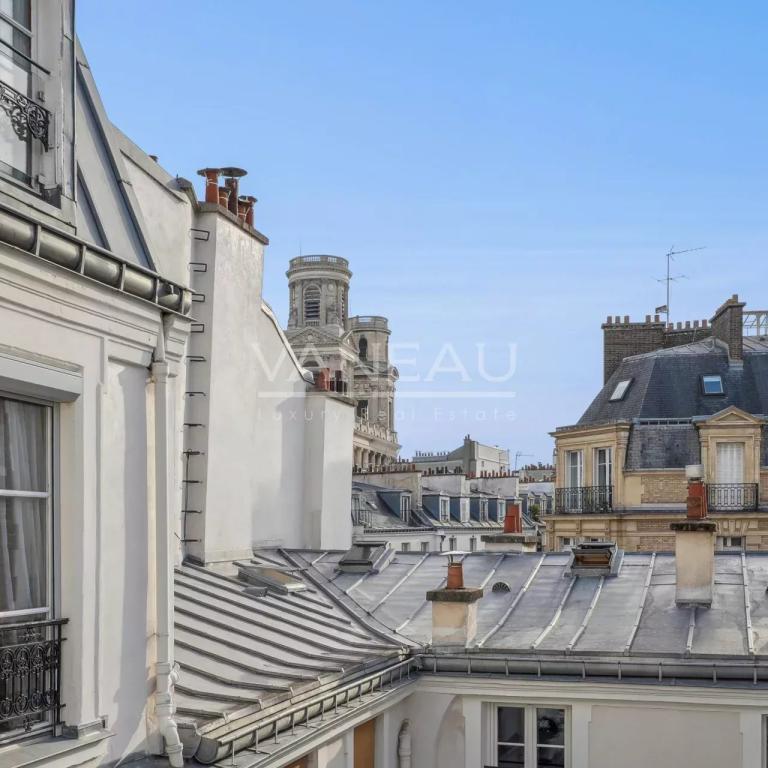PARIS VIe - Saint Sulpice Duplex familial