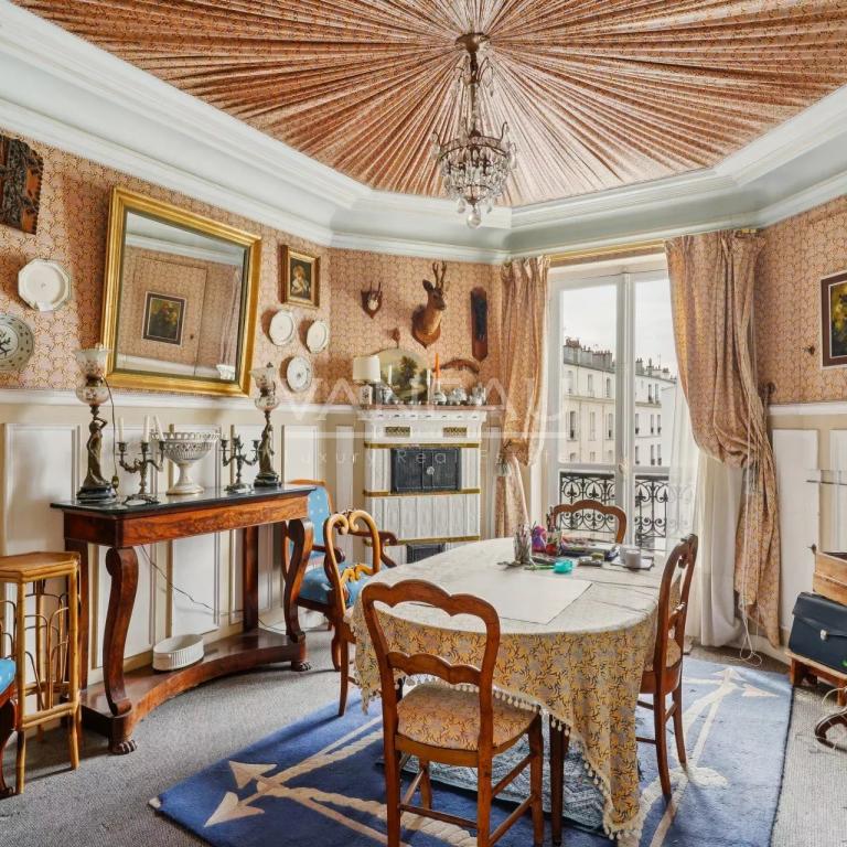 Neuilly - Sablons - Charme de l'ancien - Etage élevé