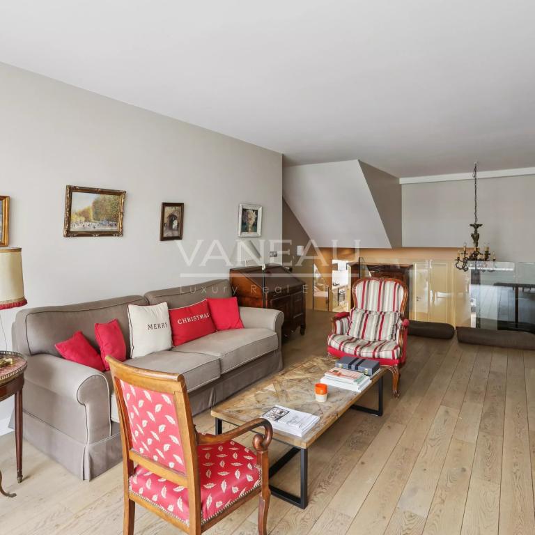 Paris XIVe - Proche du Jardin du Luxembourg - Appartement familial de 3 chambres avec extérieur