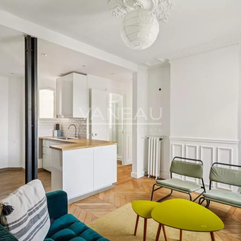 LOCATION MEUBLÉE - 3 PIÈCES