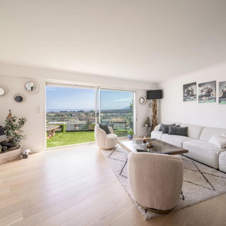 A VENDRE ROOFTOP CENTRE VILLE VUE MER