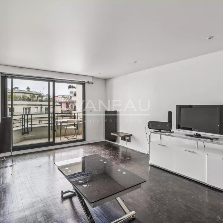 Boulogne - En étage, au calme avec balcon et DPE C