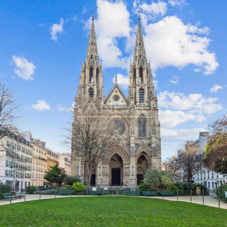 Paris VII - Sainte - Clotilde