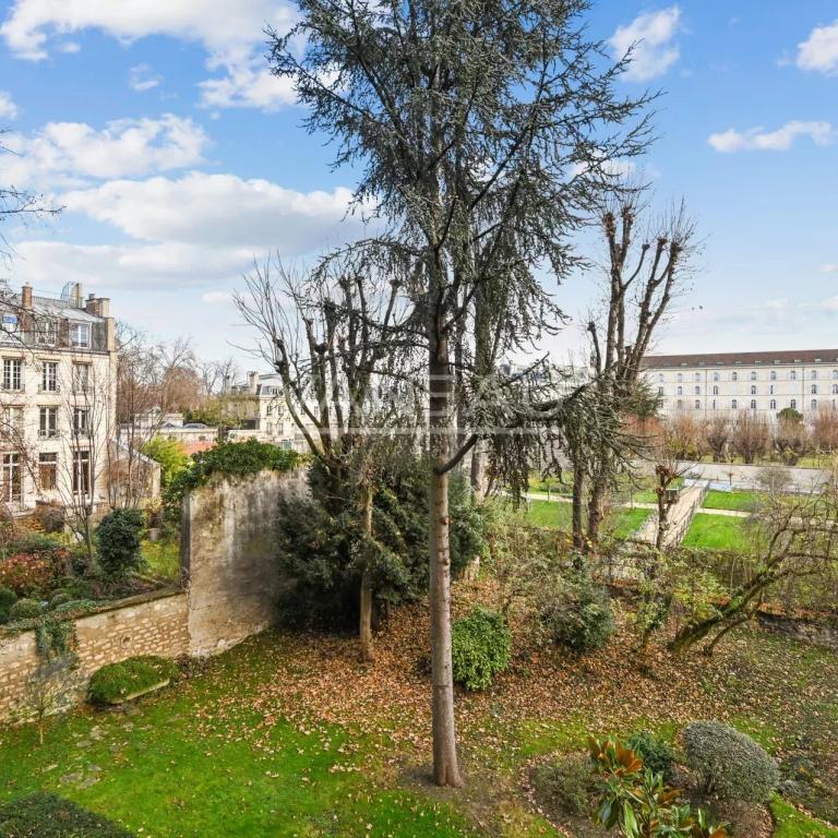 Paris VIIème - VUES JARDINS - 3/4 chambres