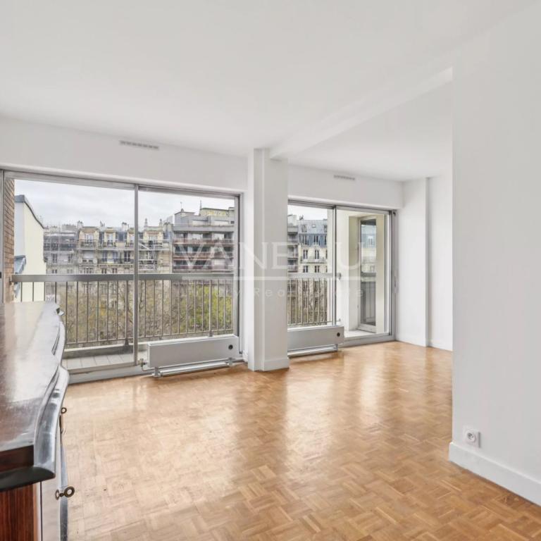 Balcons et vue dégagée