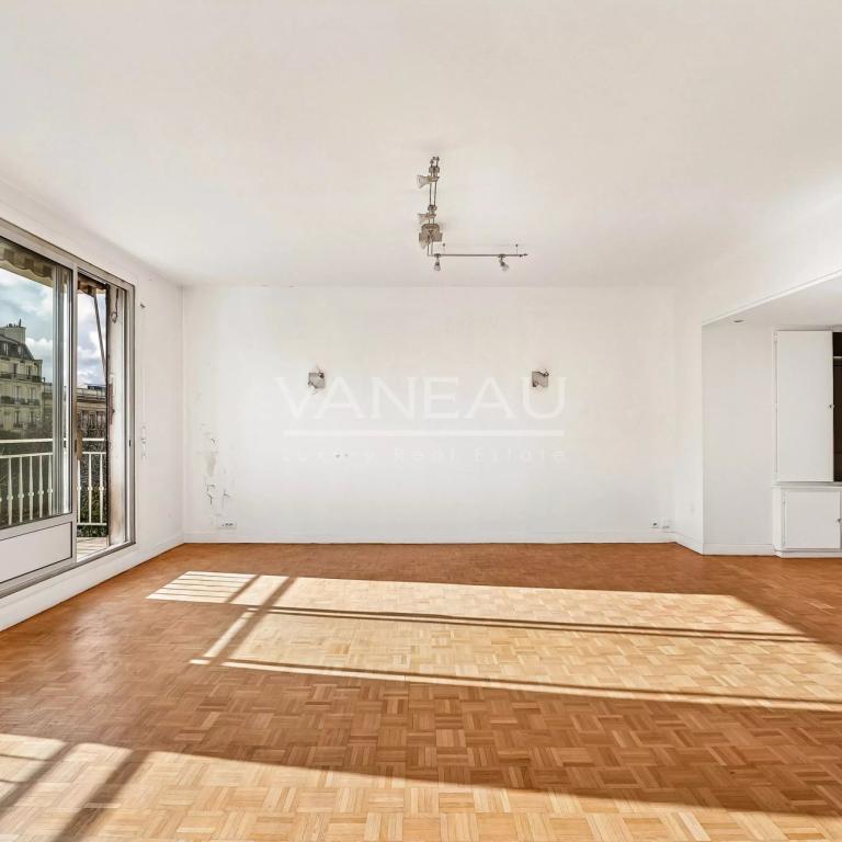 Paris XVIe- Georges Mandel - Pied à terre avec balcon