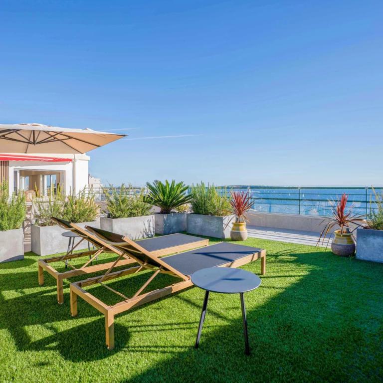Cannes Plages du Midi - Penthouse 4 pièces vue mer à vendre