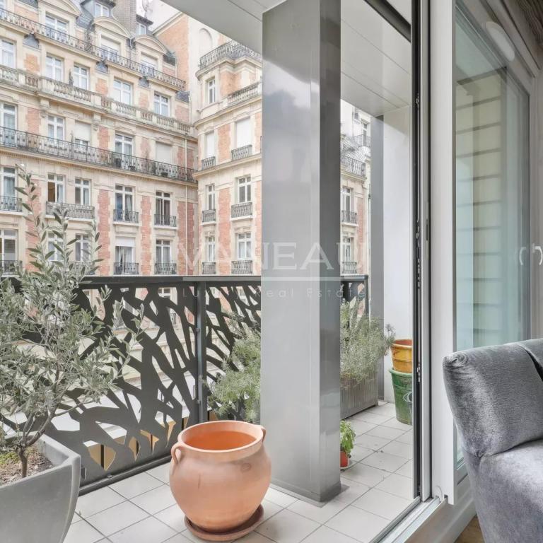 Paris VIII - Pied à Terre - Balcon