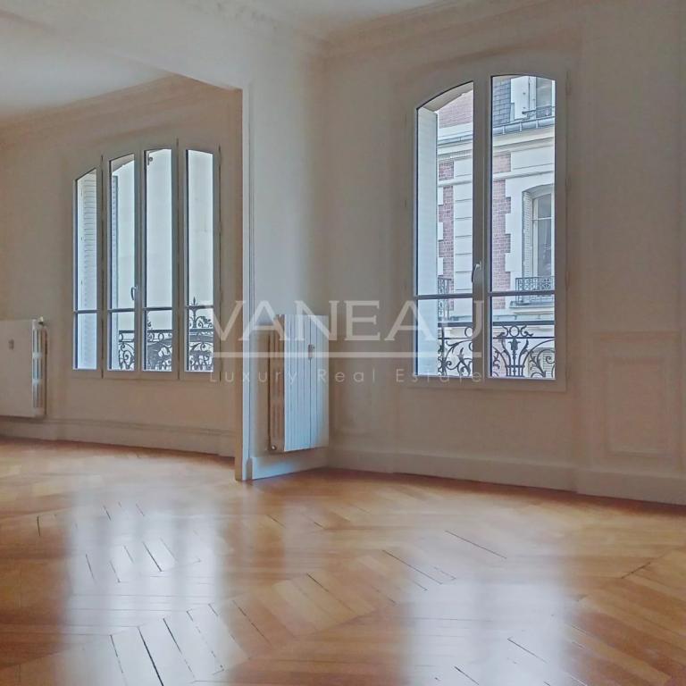 PARIS XVI - Appartement familial entièrement rénové - TROCADERO