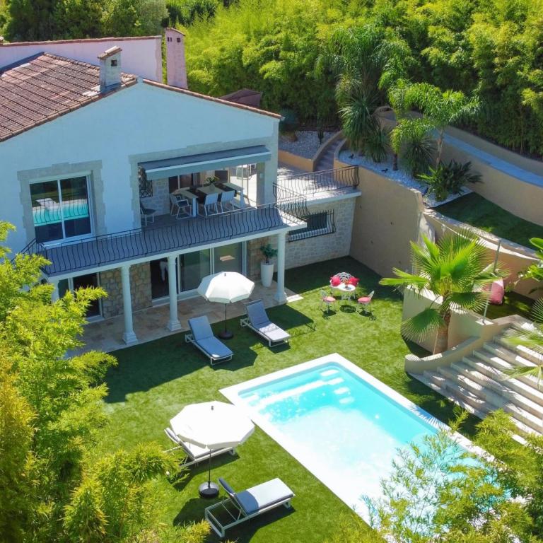 CANNES MONFLEURY VILLA A VENDRE
