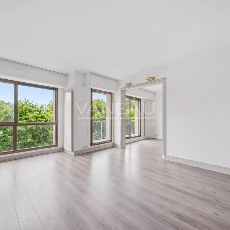 Neuilly - Château - Appartement familial avec balcon-terrasses