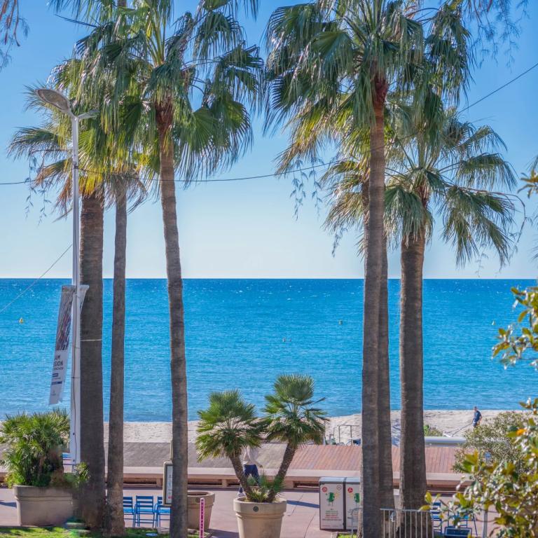 Appartement 3 pièces à Vendre vue mer panoramique - Cannes Crois