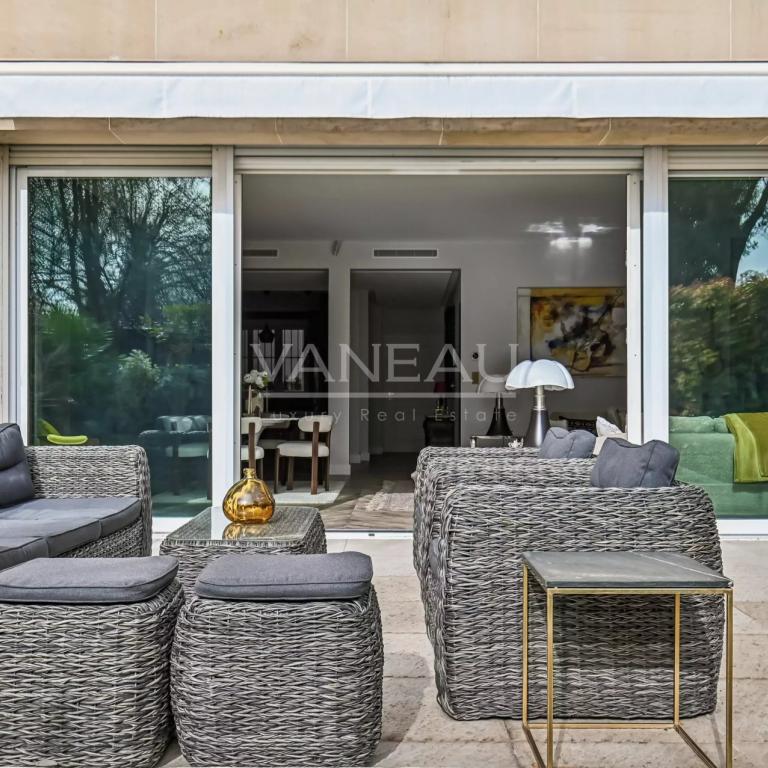 Rez-de-jardin  - Maillot - Bois de Boulogne