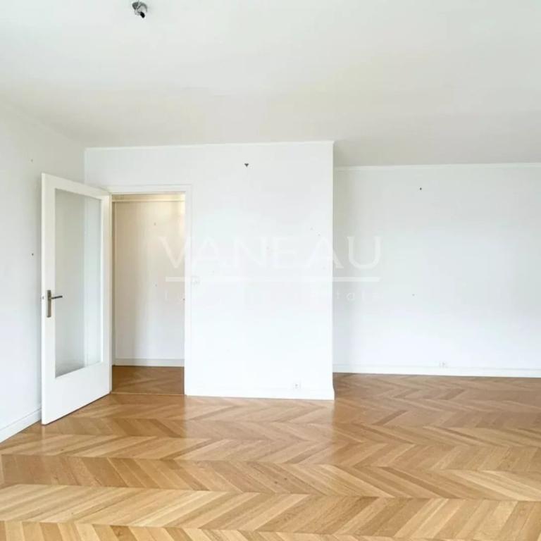 Quatre pièces à rénover avec balcons