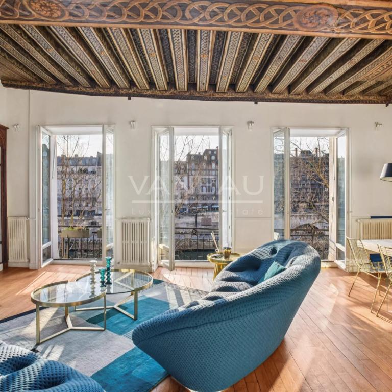 APPARTEMENT MEUBLE - PARIS 1er ARRONDISSEMENT - QUARTIER  Saint 